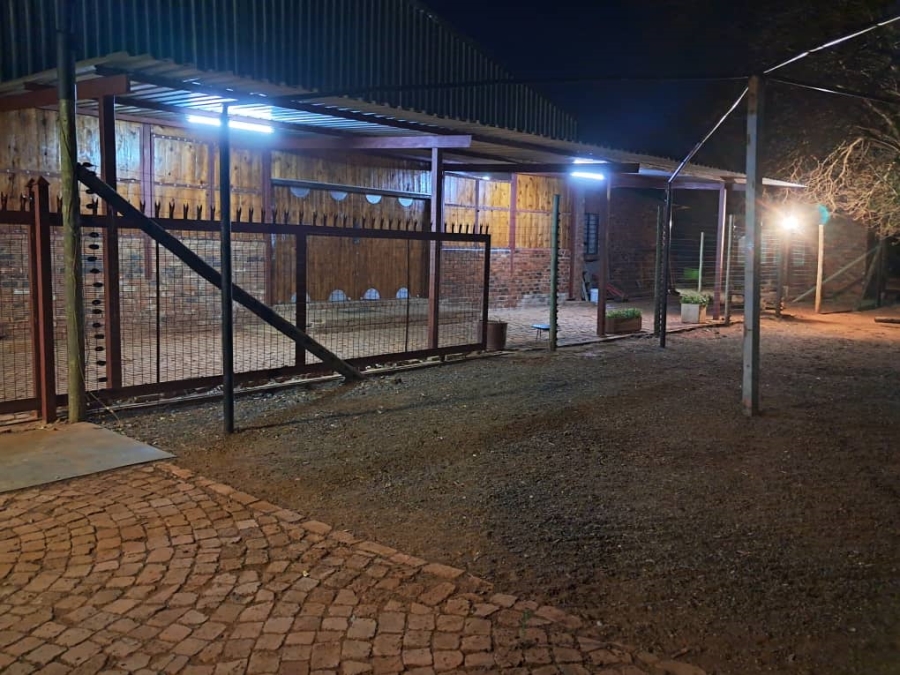 5 Bedroom Property for Sale in Rietfontein A H North West